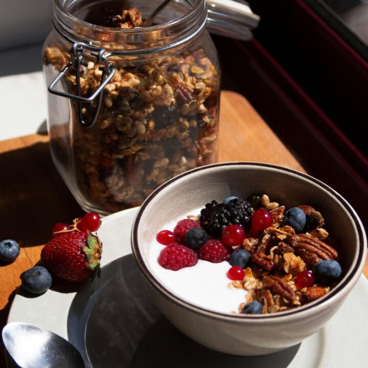 5 Delicious Reasons to Try This Perfect Greek Yogurt Parfait Today!